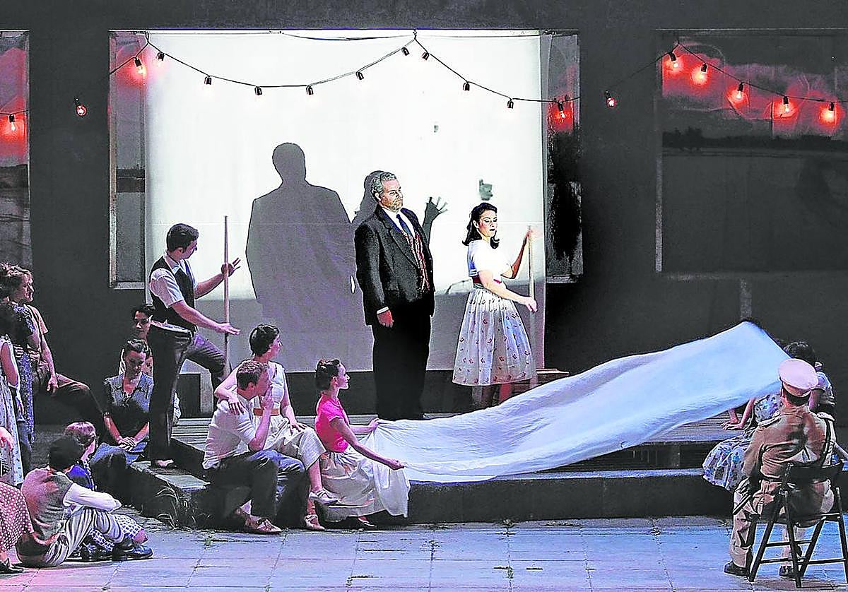 Con 'L'elisir d'amore', una producción del Teatro Regio de Torino, brillará el espíritu bufo de Donizetti.