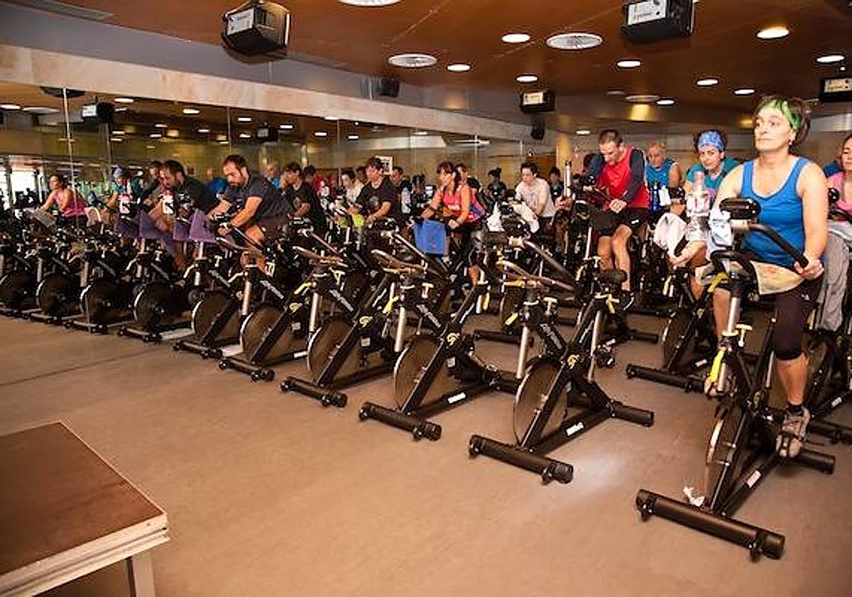 Los usuarios del polideportivo Landako de Durango ya pueden retomar sus clases de spinning después de siete meses de parón