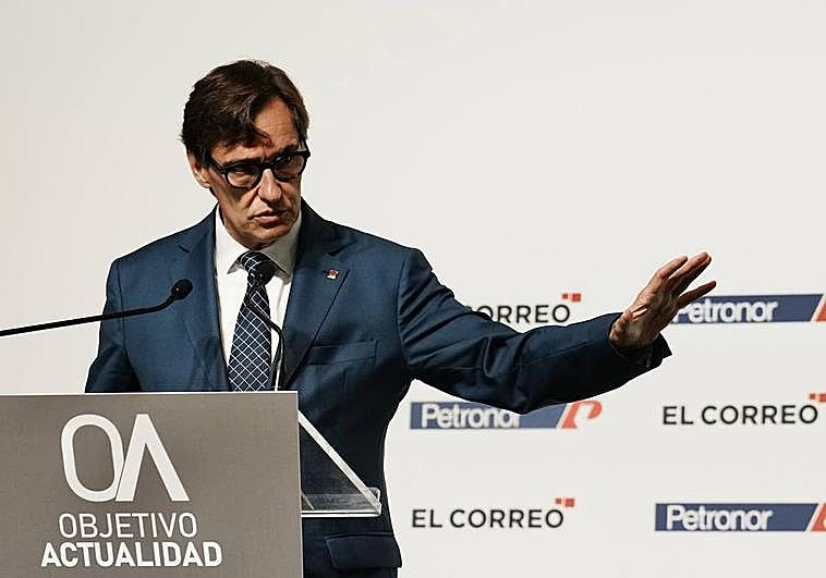 El primer secretario del PSC, Salvador Illa, durante su intervención en el Foro Objetivo Actualidad de EL CORREO y Petronor.