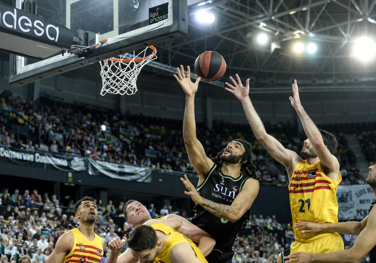 El Bilbao Basket cerró la temporada en Miribilla.
