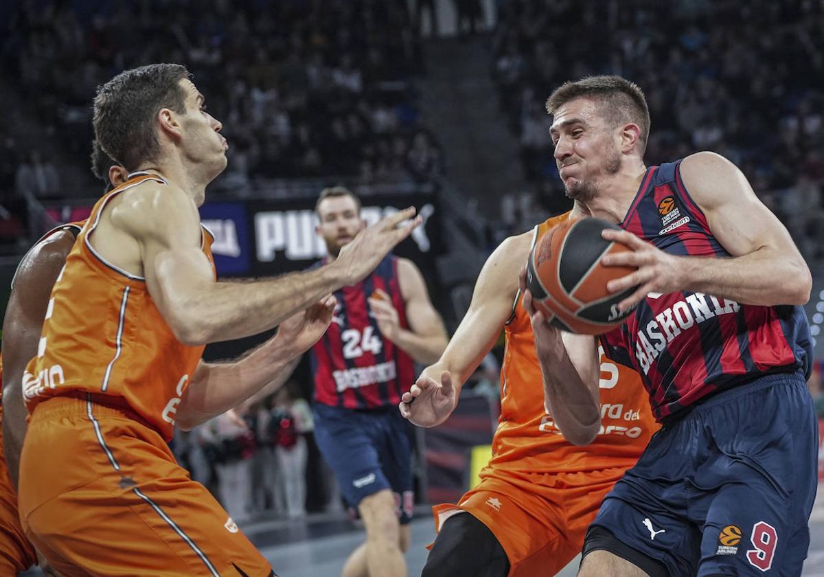 El Baskonia paga la costosa factura de un pésimo ataque