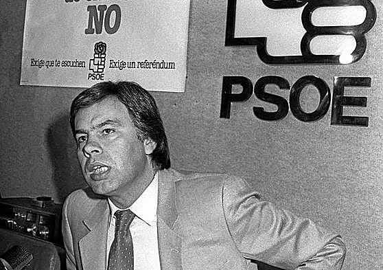 Felipe González, cuando rechazaba la entrada en la OTAN.