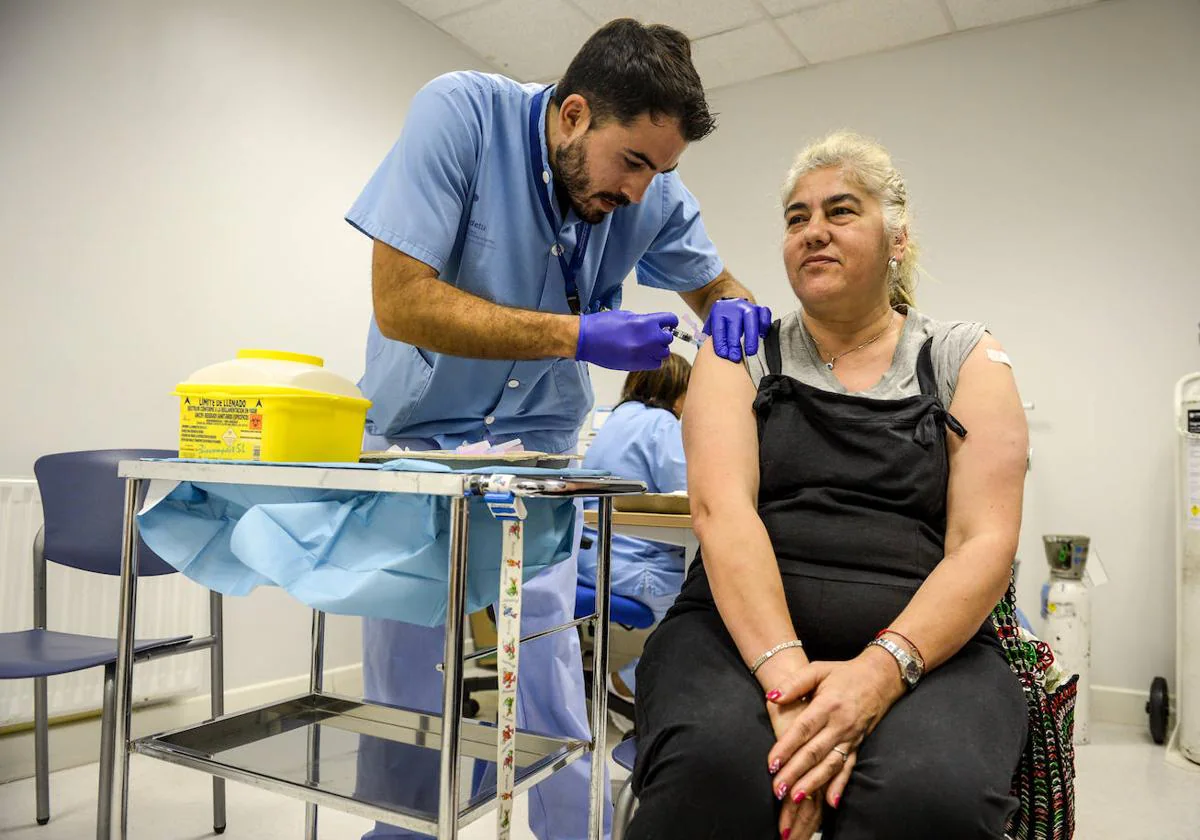 Importance of Vaccination: José Ignacio Medina Receives Two Doses of Covid and Flu Vaccine