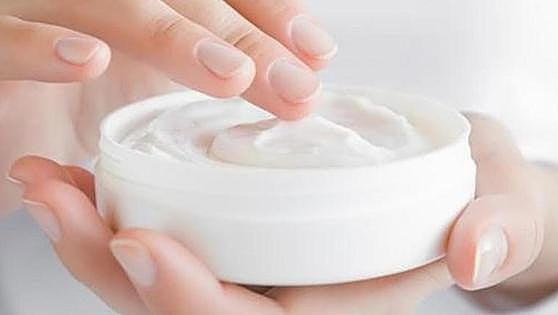 Estas son las mejores cremas hidratantes por menos de 7 euros según la OCU