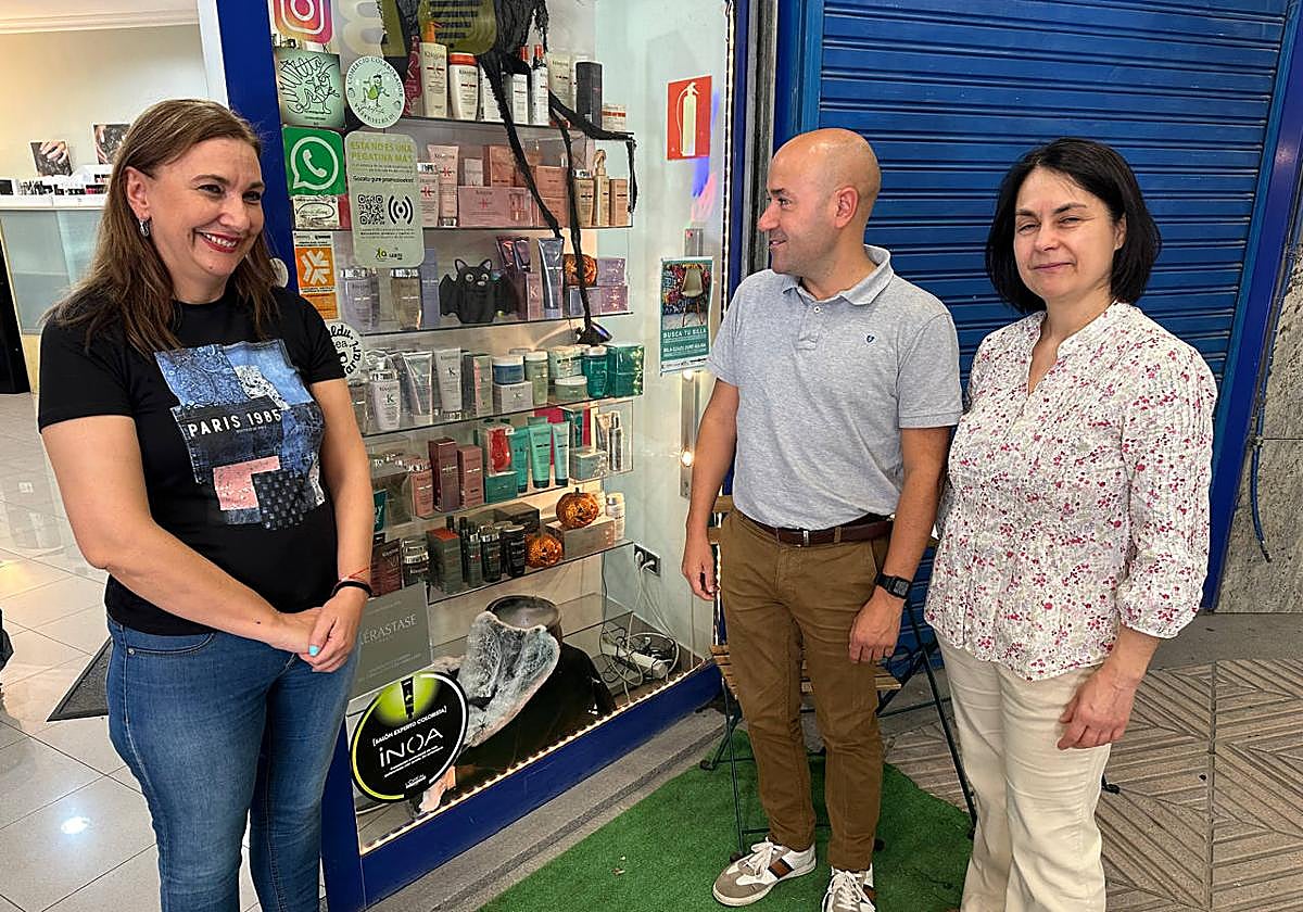 Un escaparate de Barakaldo engalanado ya para celebrar Halloween