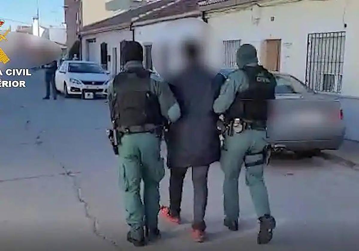 Detención de uno de los implicados en la operación 'Virgin'.