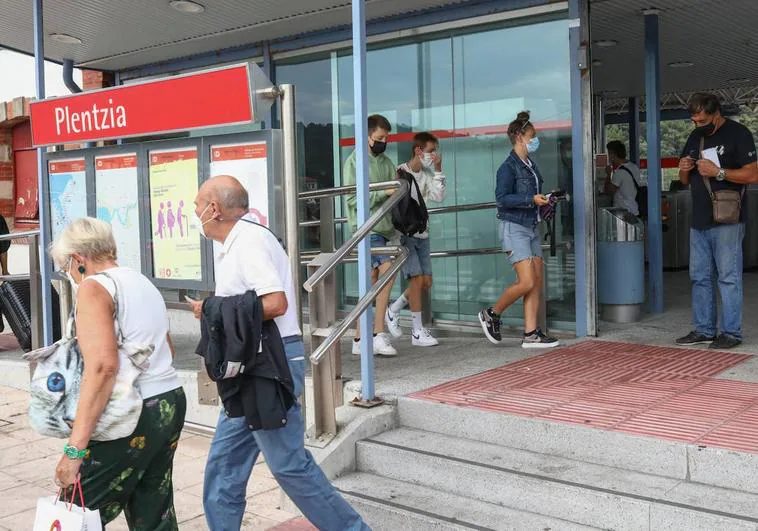 Detenido un joven por agredir a un vigilante de seguridad