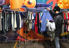 ¿Te gusta la ropa vintage? El mayor market de Europa te espera en Zorrozaurre.