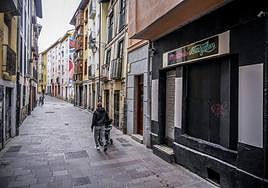 Fachada del after en el que se produjo el dispositivo policial.