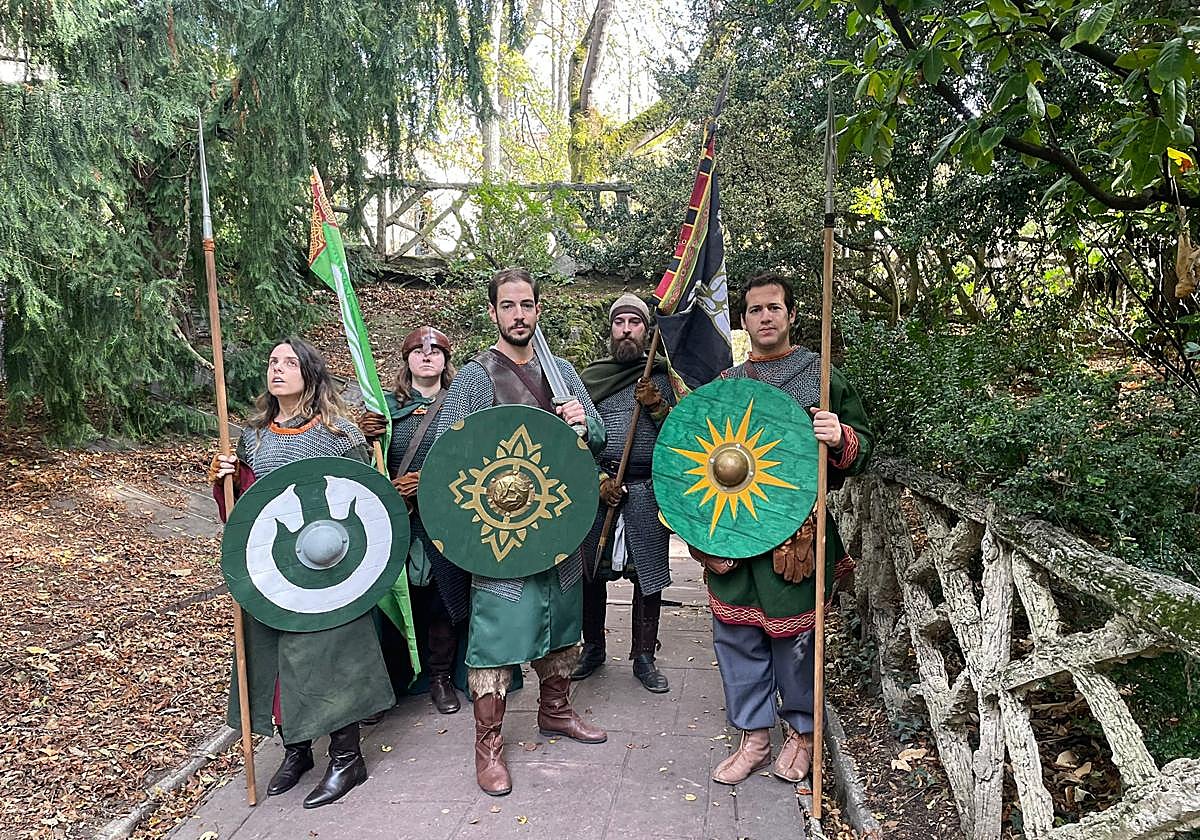 Miembros de la 'Orden de Revan' en el Parque de la Florida