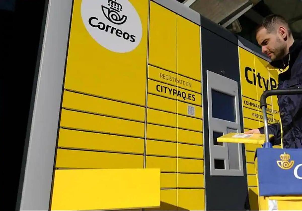 Cincuenta euros por recuperar un paquete perdido, la última estafa relacionada con Correos