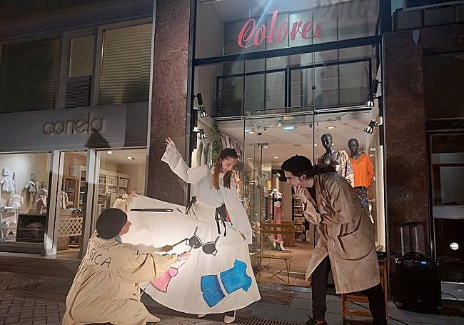 La representación mostraba algunos de los productos de las tiendas.