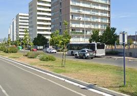 Una pasajera borracha obliga a intervenir a la policía en el interior de un autobús urbano de Vitoria