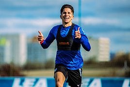 Giuliano Simeone ya corre a buen ritmo en Ibaia.