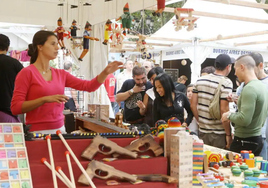 Imagen de un mercado artesano celebrado en Bilbao.