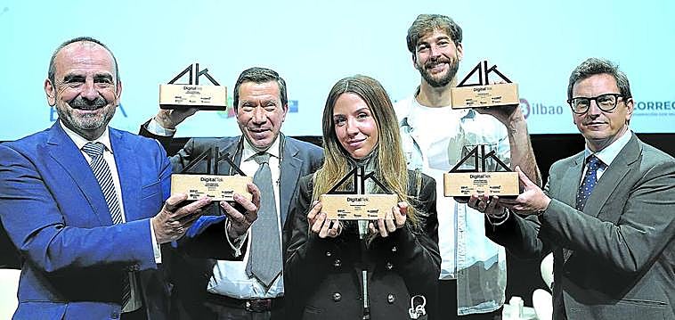 Juan Tomás Hernani, CEO de Satlantis; Juan Román, director gerente de Dibal; Olatz Elezcano, responsable de comunicación de Micolet; Denis Ugalde, CEO de Oreka; y Miguel Ángel Zamorano, director de marketing de BM Supermercados.