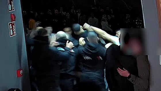 La discoteca Moma comunica «que no vuelvan a trabajar» a los dos porteros involucrados en la pelea