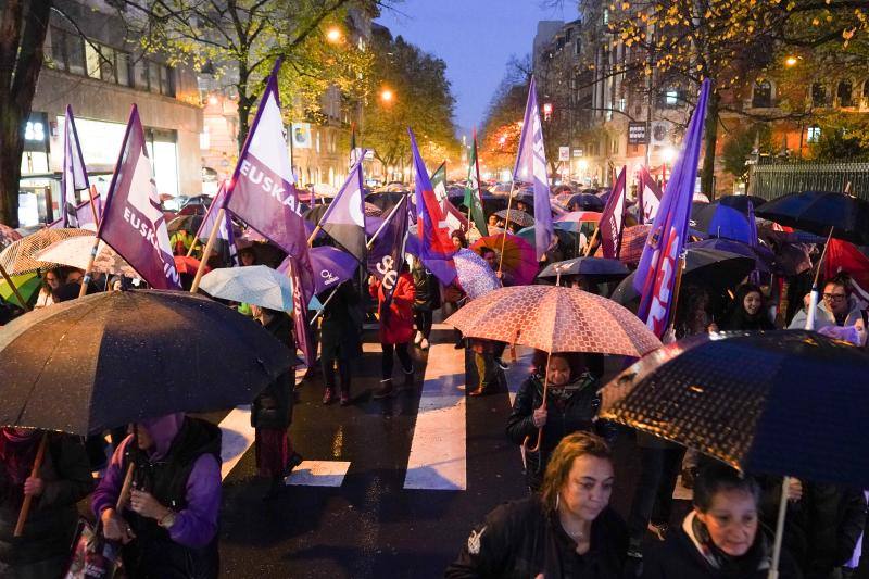 Manifestación por la huelga feminista en Bilbao