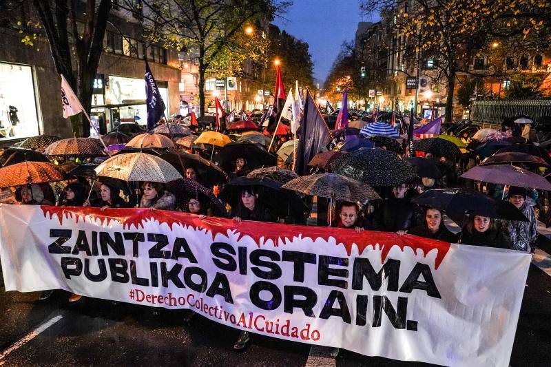 Manifestación por la huelga feminista en Bilbao