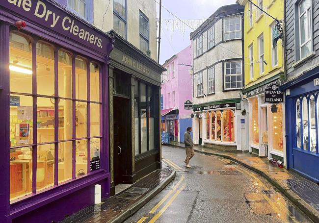 Una calle de Kinsale. López