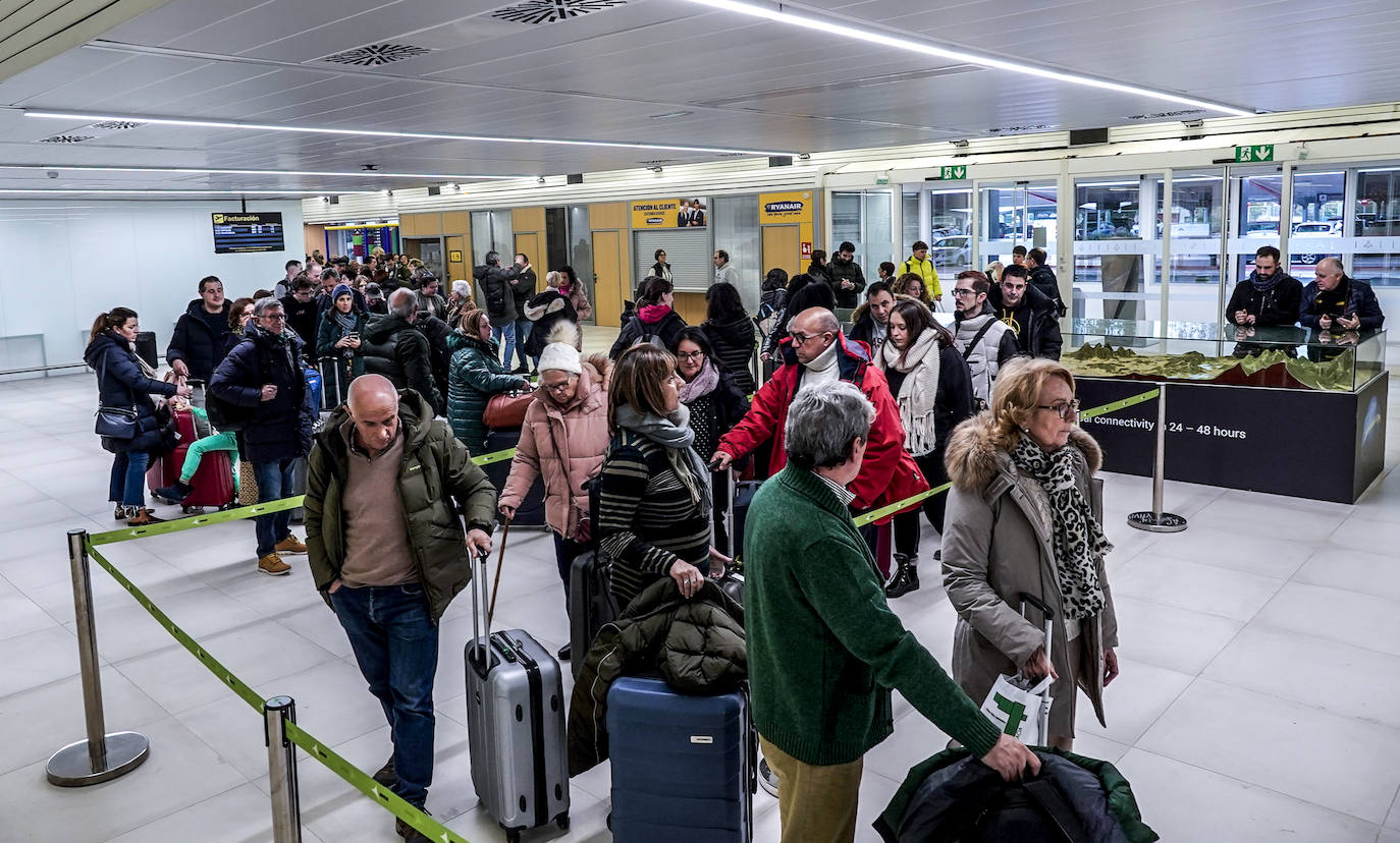 Así ha sido la &#039;operación salida&#039; en el aeropuerto de Foronda