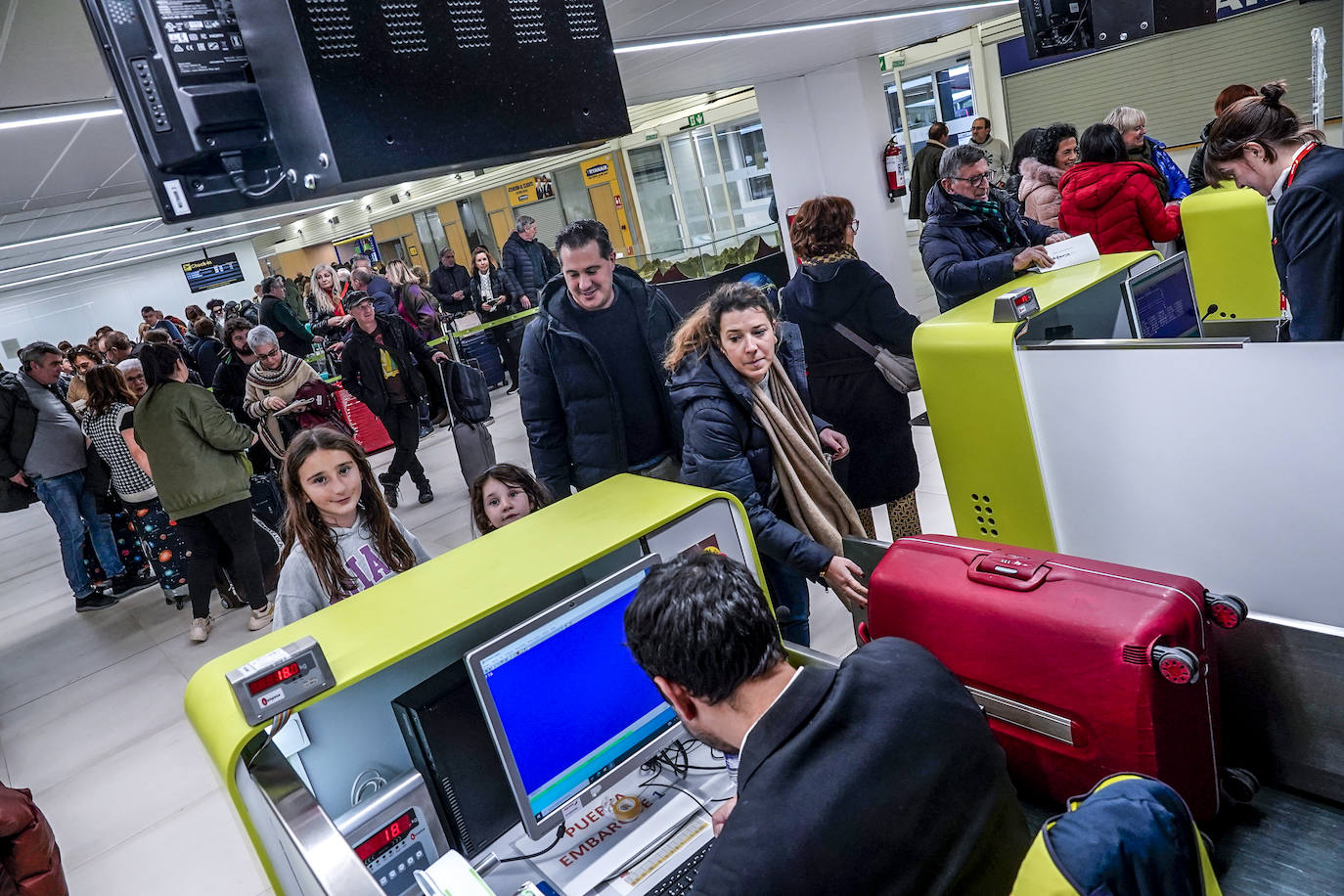 Así ha sido la &#039;operación salida&#039; en el aeropuerto de Foronda