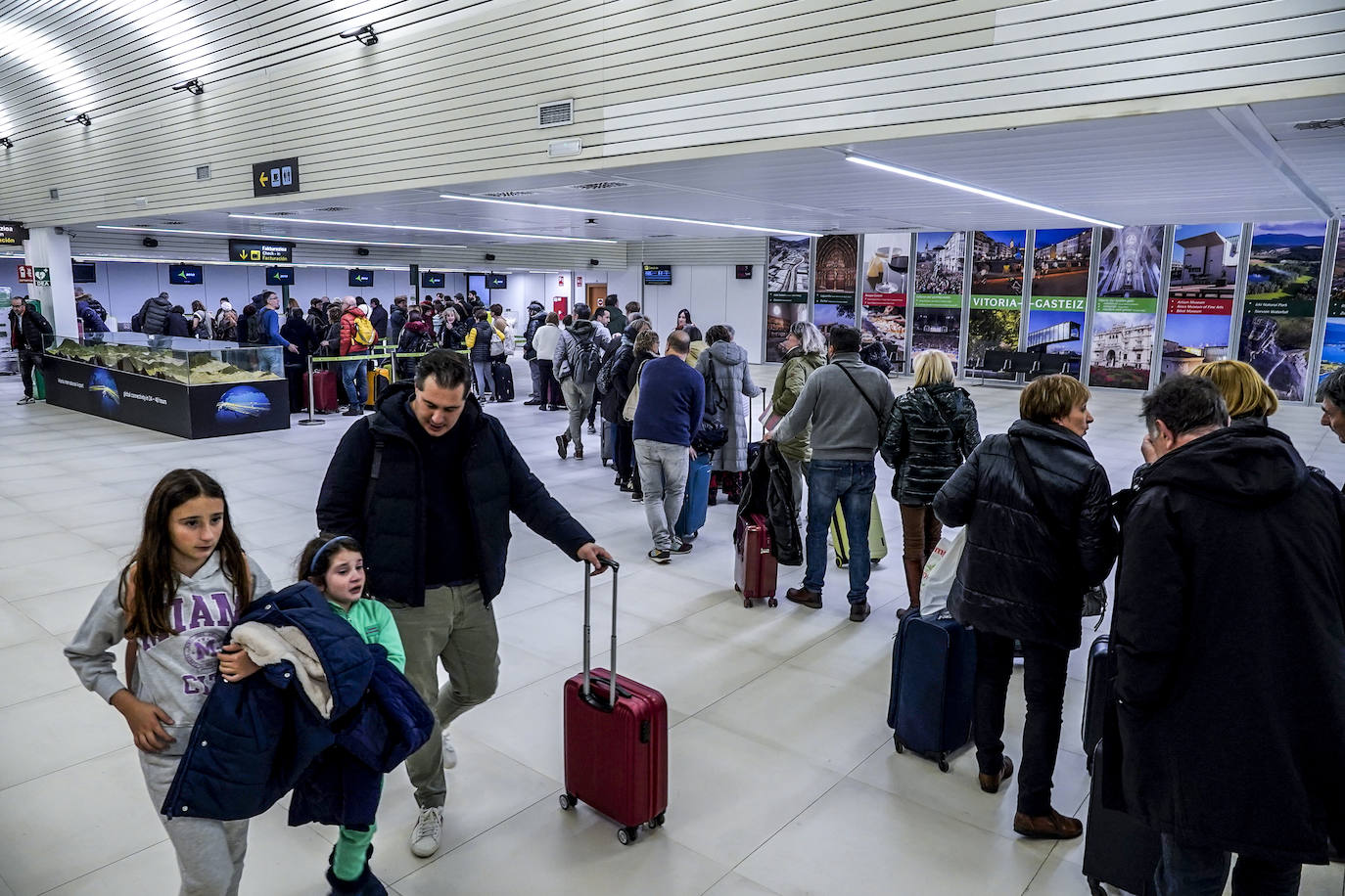 Así ha sido la &#039;operación salida&#039; en el aeropuerto de Foronda