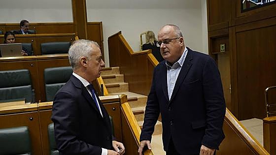 El PNV simboliza con la salida de Egibar una profunda renovación en el Parlamento