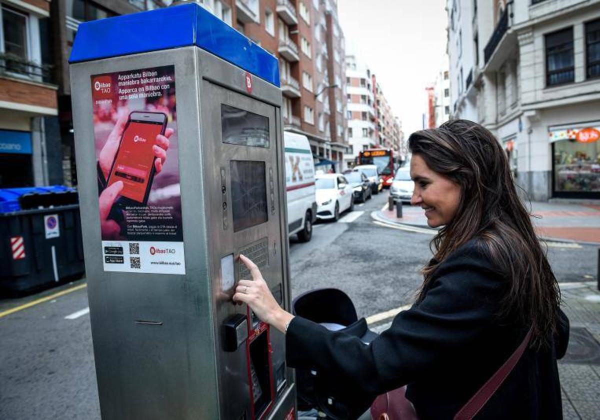 Se acabó aparcar gratis a mediodía: estas son las primeras sensaciones