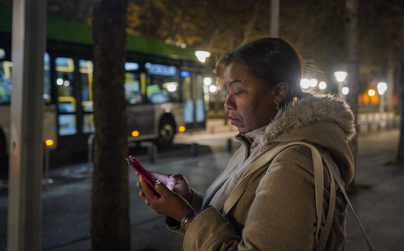 El tranvía de Vitoria vuelve a funcionar tras sufrir una avería durante cinco horas