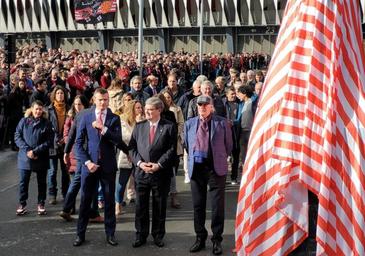 «En esta escultura y en tu trayectoria nos sentimos identificados todos»