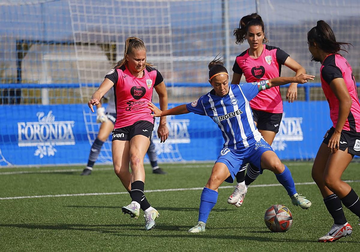 Las Gloriosas cierran el año en busca de un triunfo ante el Cacereño que acerque el play off