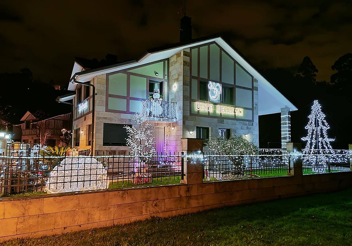 La decoración navideña del barrio baracaldés de Gorostiza en imágenes