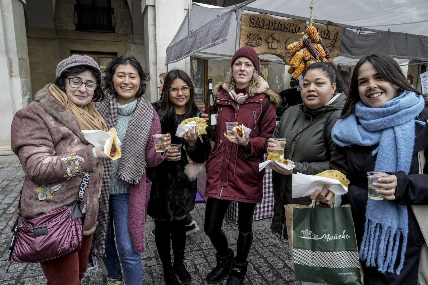 El Mercado de Navidad de Vitoria, en imágenes