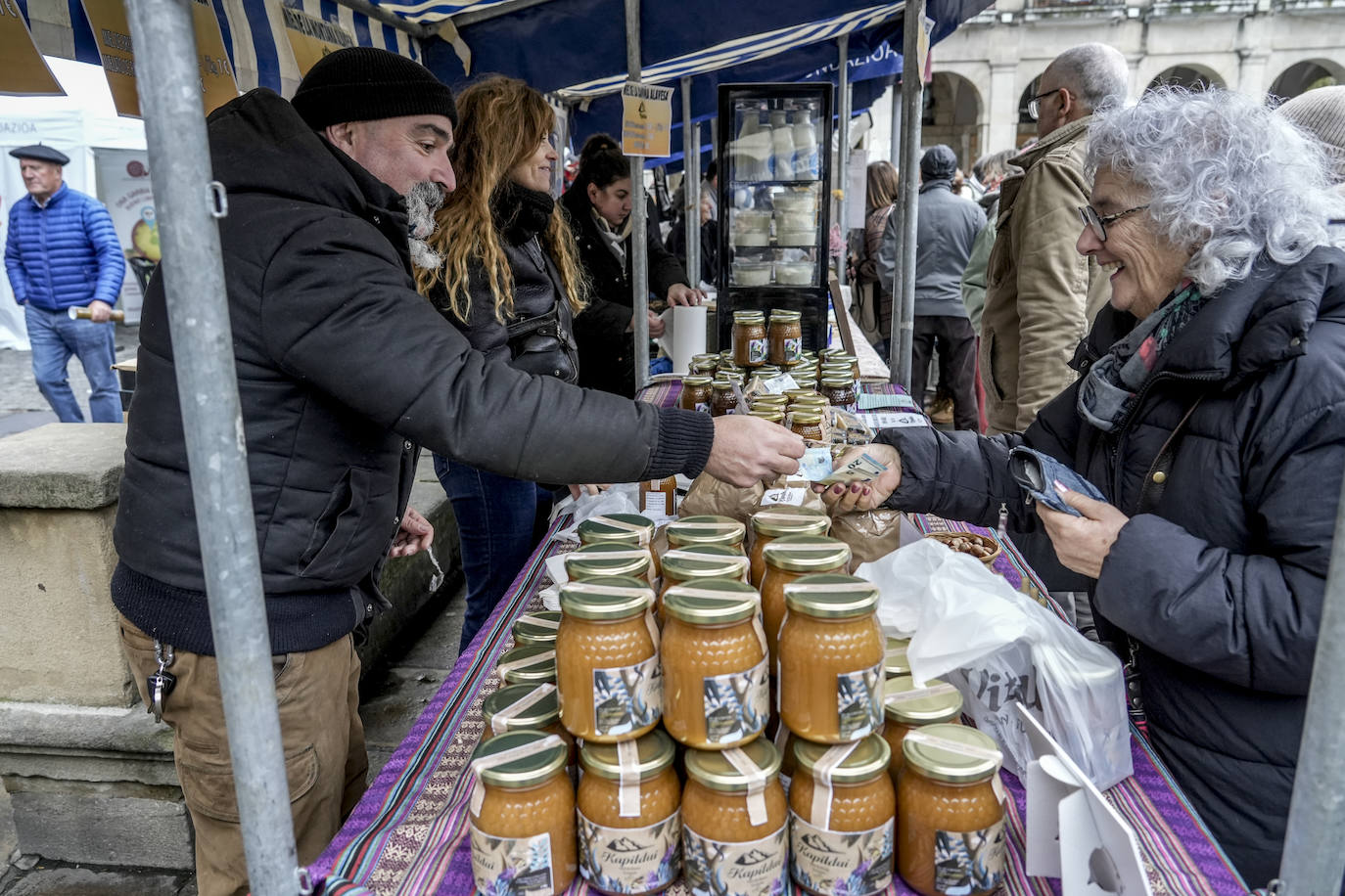 El Mercado de Navidad de Vitoria, en imágenes