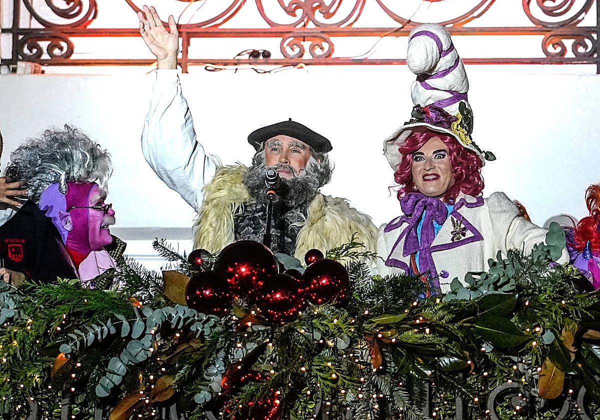 El desfile de Olentzero y Mari Domingi, en imágenes