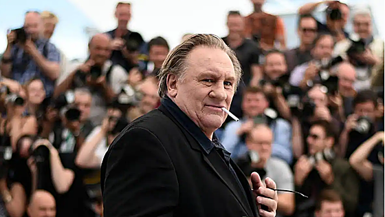 Artistas franceses denuncian el «linchamiento» de Gérard Depardieu