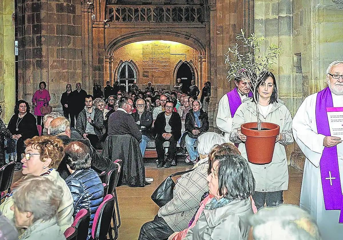 Acto de reparación a las víctimas de abusos sexuales que se celebró en la Catedral de Santiago en Bilbao.