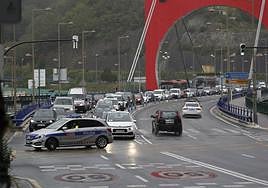 El objetivo de la zona de bajas emisiones es sacar los vehículos más contaminantes del centro de la ciudad para mejorar la calidad del aire.