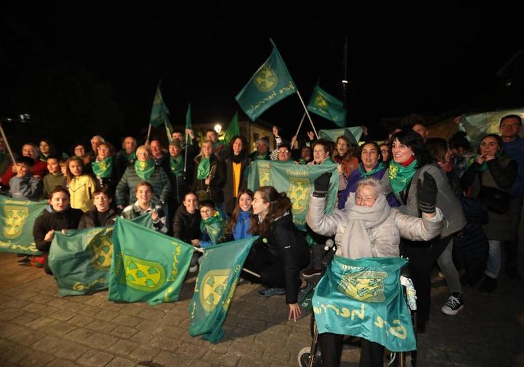 Usansolo celebra su independencia: «Ha llorado mucha gente»