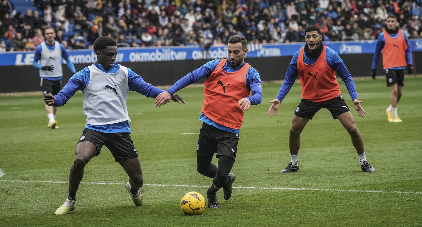 Las mejores fotos del entrenamiento a puerta abierta del Alavés