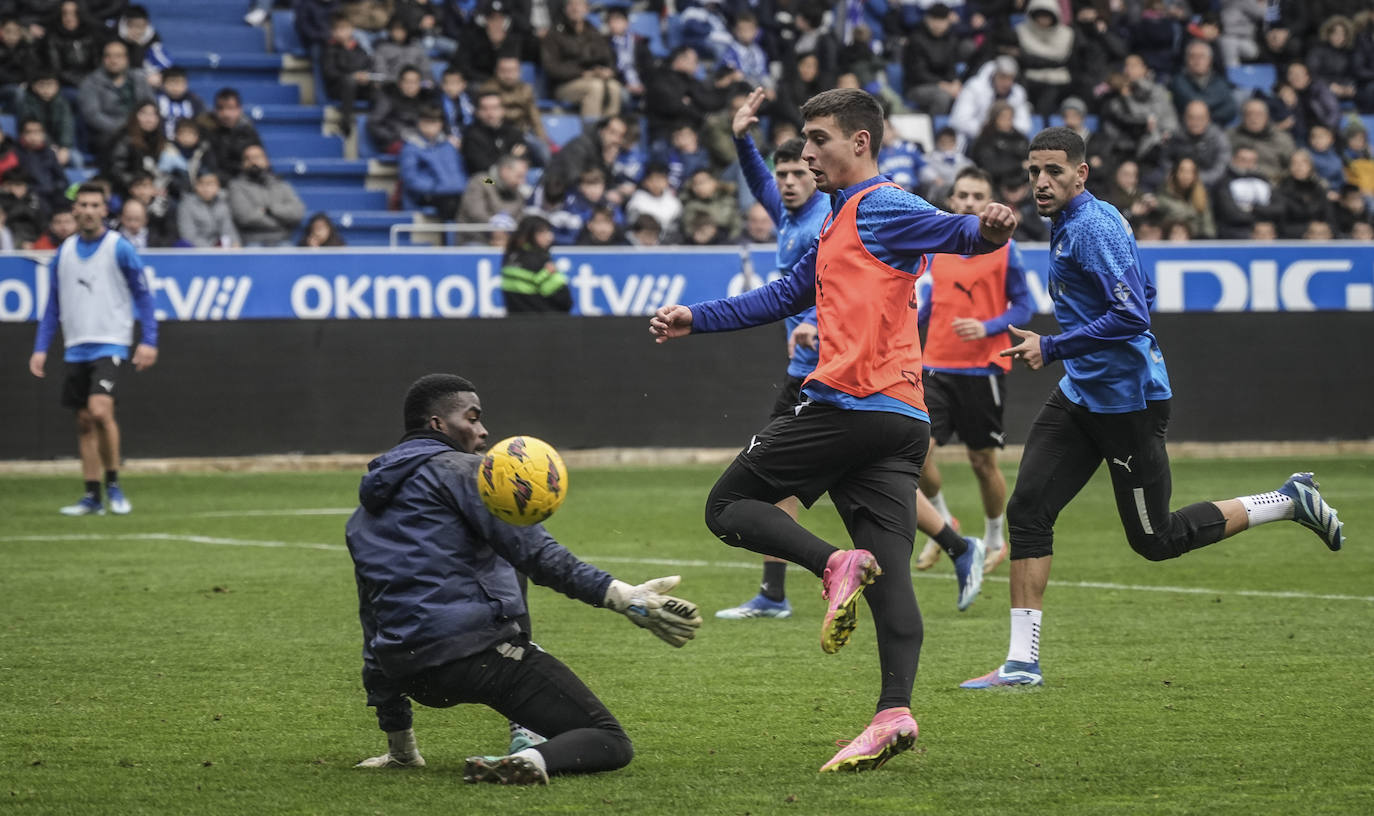 Las mejores fotos del entrenamiento a puerta abierta del Alavés