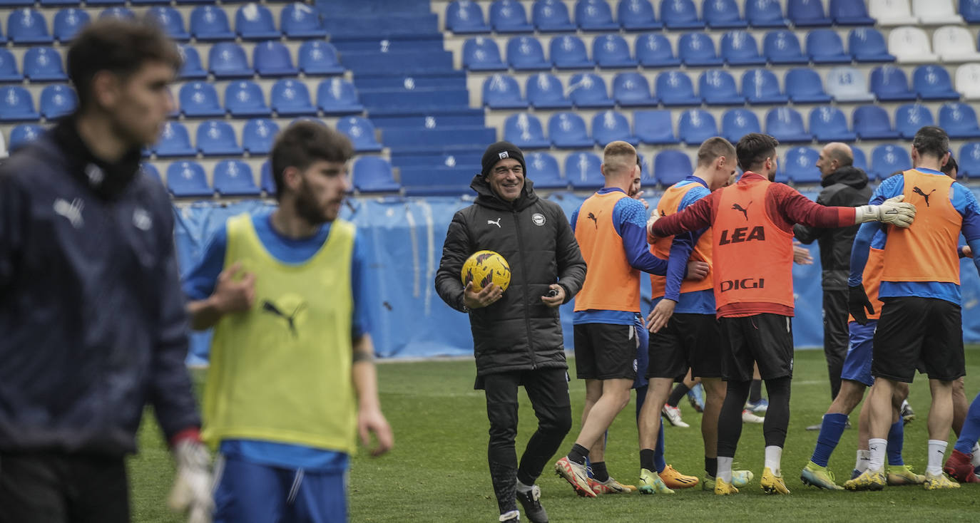 Las mejores fotos del entrenamiento a puerta abierta del Alavés