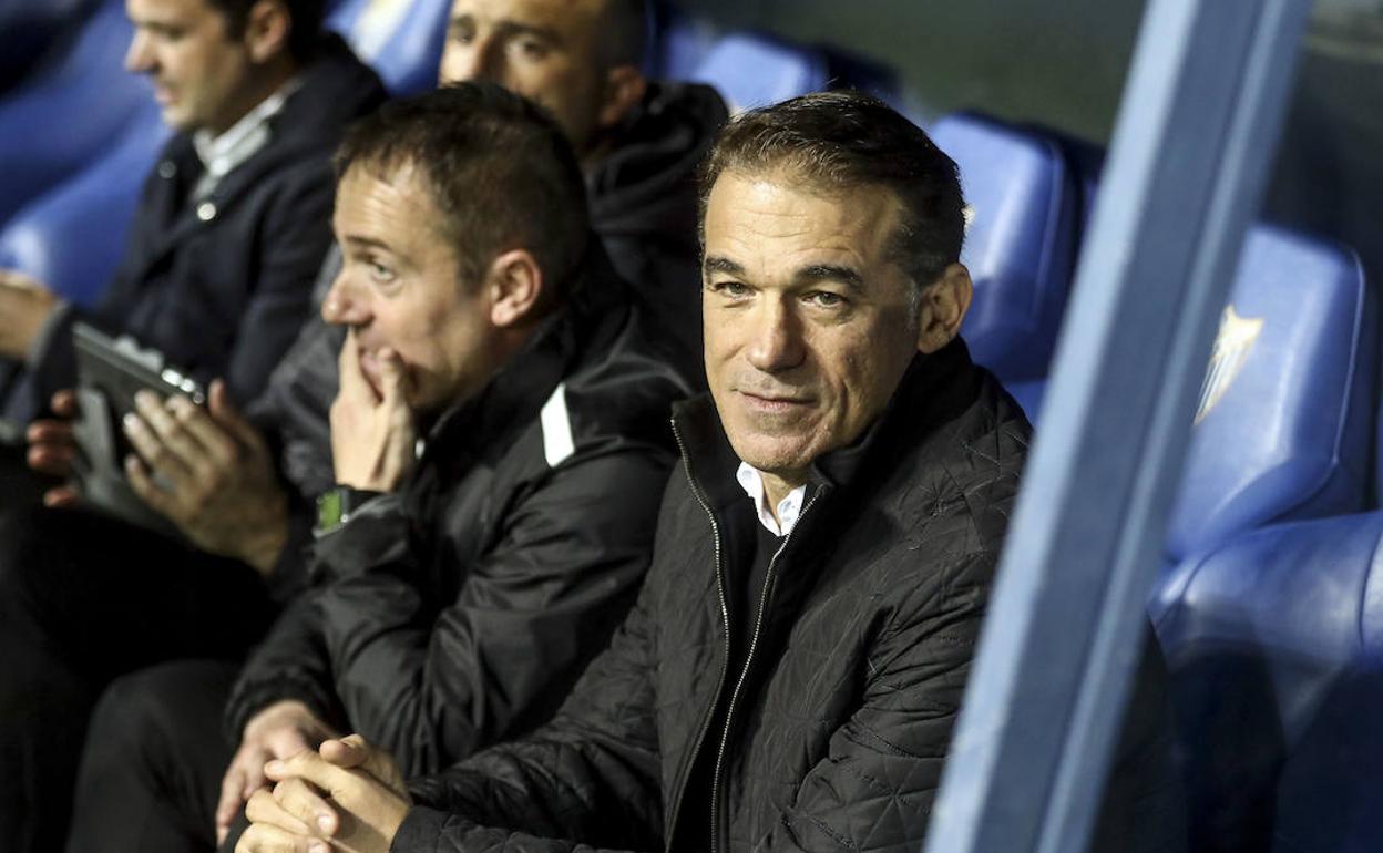 Luis García, en el partido contra el Málaga. 