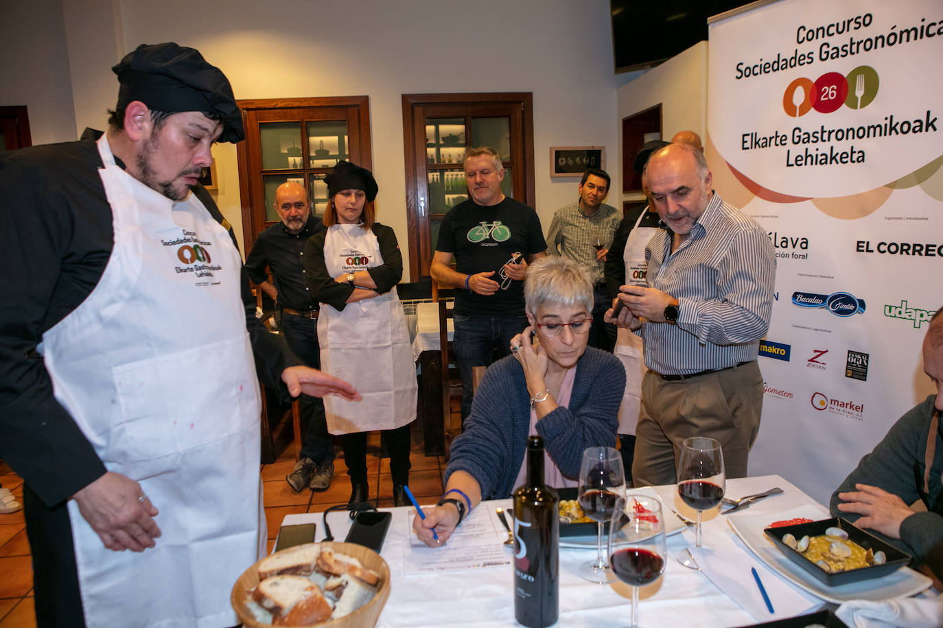 Fotos: Así fue la cena en la Sociedad Gastronómica Burduntzi