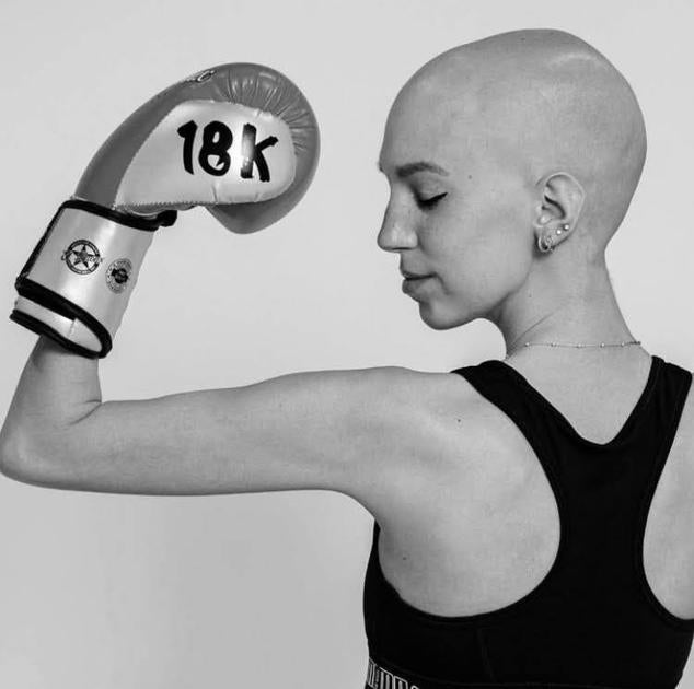 Imagen sacada en julio, el mes de la concienciación del sarcoma: «Por más investigación, por más salud, y por más vida», escribió.