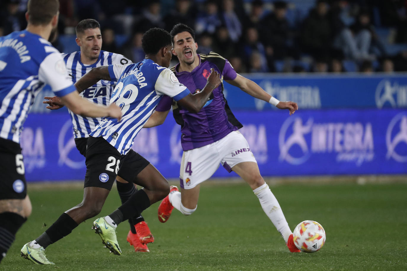 Fotos: Las fotos del Alavés - Valladolid