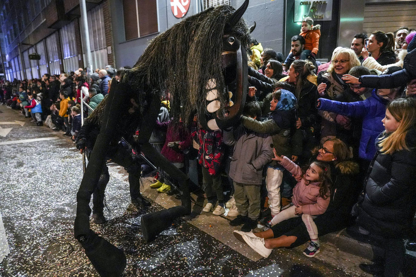 Fotos: Las fotos de la Cabalgata de los Reyes Magos de Vitoria
