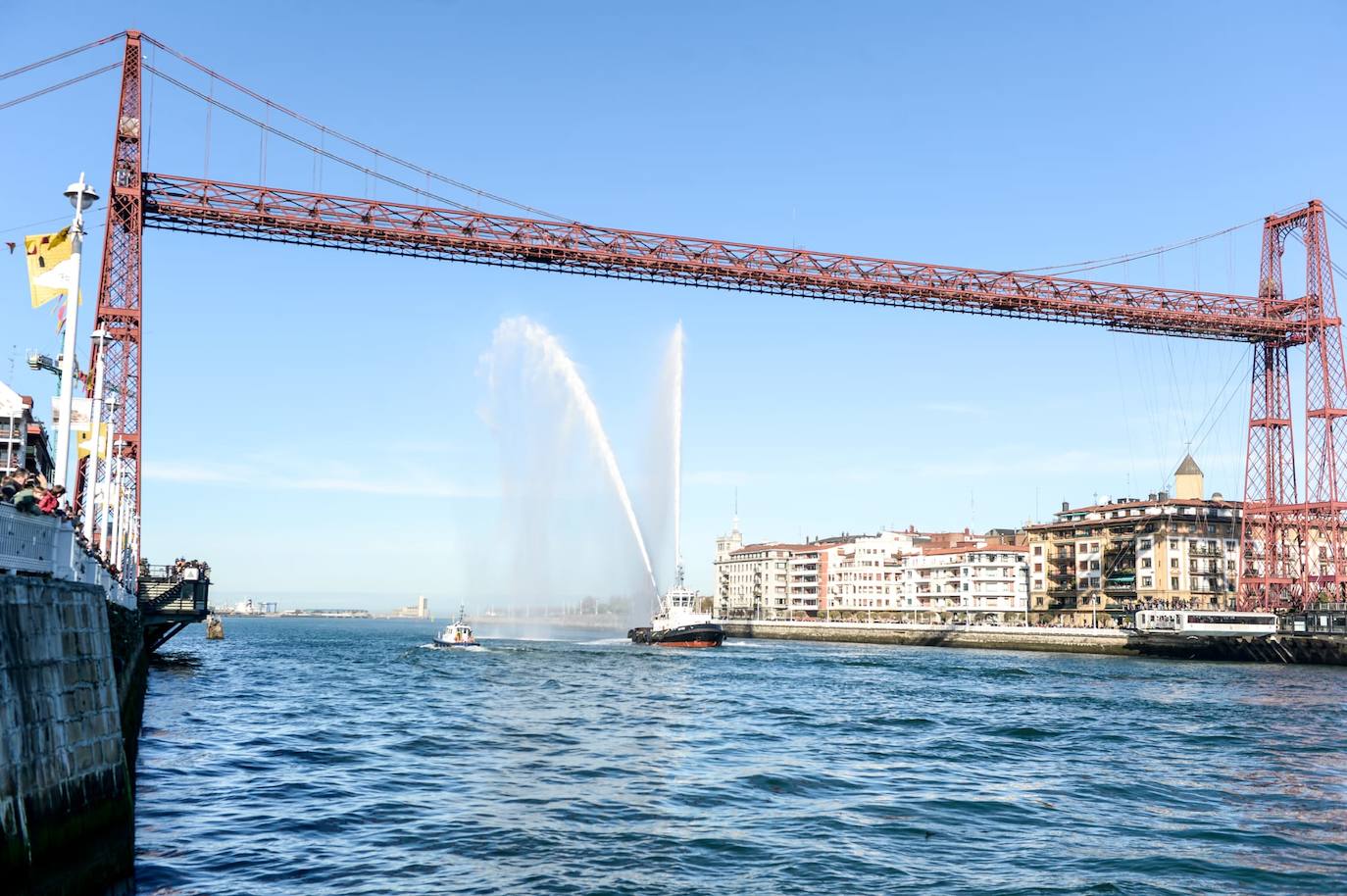 Los Reyes Magos han llegado a Portugale en barco.