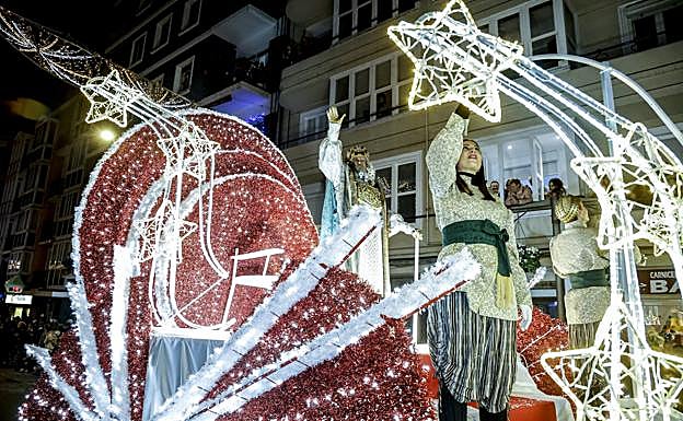 Directo TV: La Cabalgata de los Reyes Magos en Vitoria